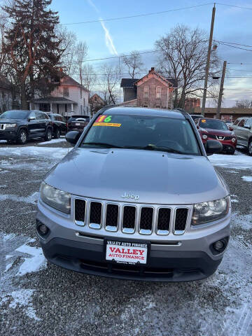 2016 Jeep Compass for sale at Valley Auto Finance in Warren OH