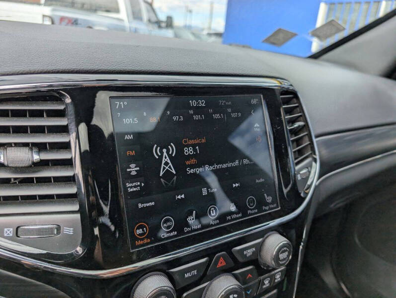 2020 Jeep Grand Cherokee