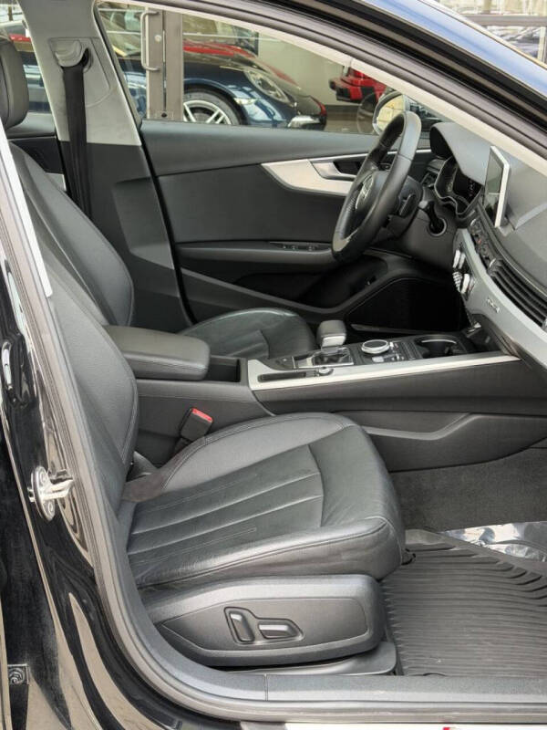 2017 Audi A4 2.0T quattro Premium Plus