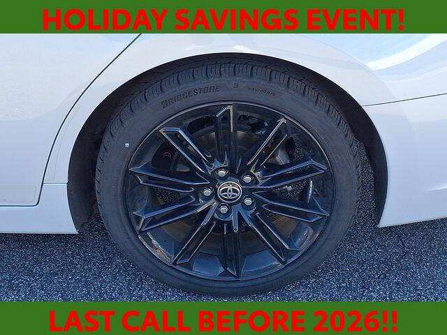 2022 Toyota Avalon Hybrid XSE Nightshade