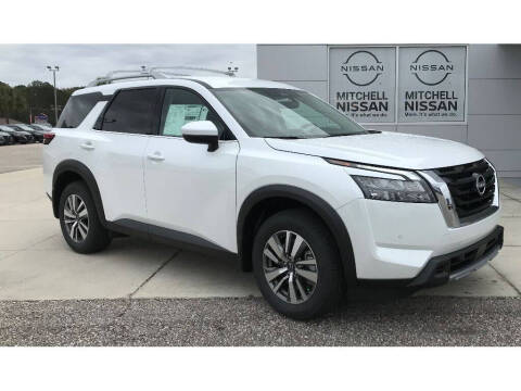 2025 Nissan Pathfinder SL