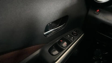 2019 Nissan Kicks SR