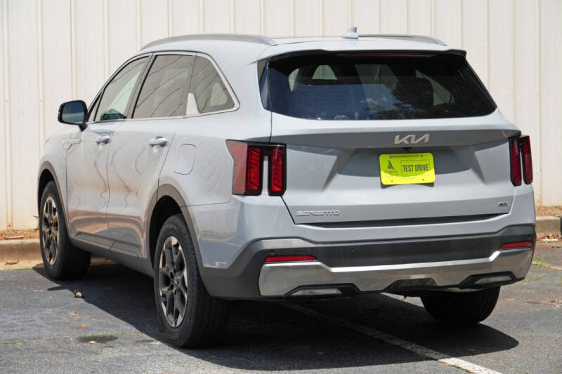 2025 Kia Sorento S