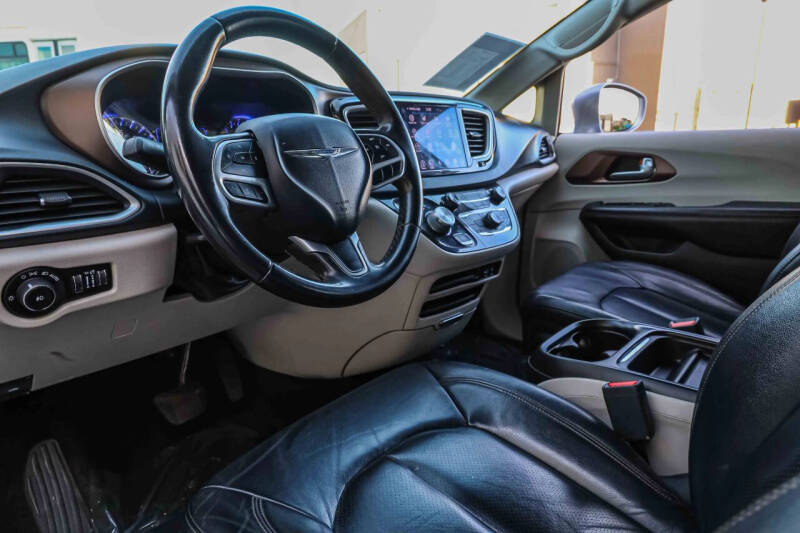 2018 Chrysler Pacifica Touring L