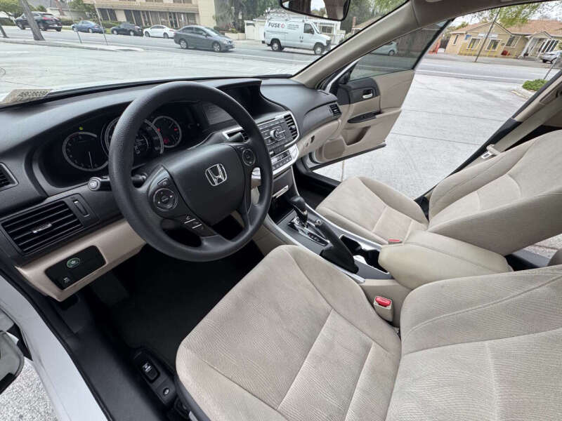 Image 9 of 2014 Honda Accord EX