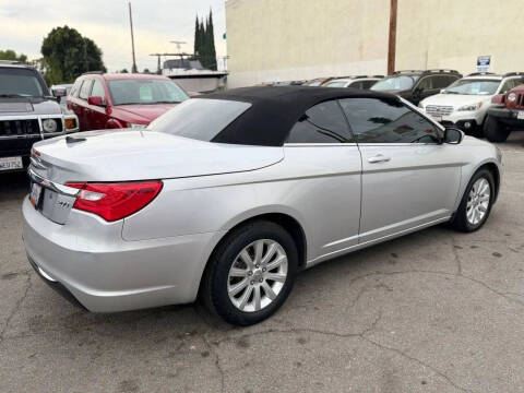 2012 Chrysler 200 Touring