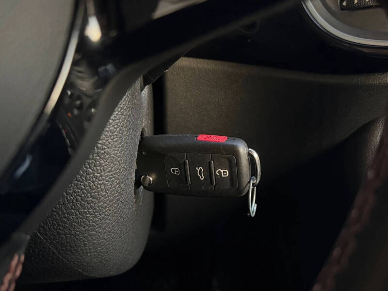 2015 Volkswagen Beetle Convertible