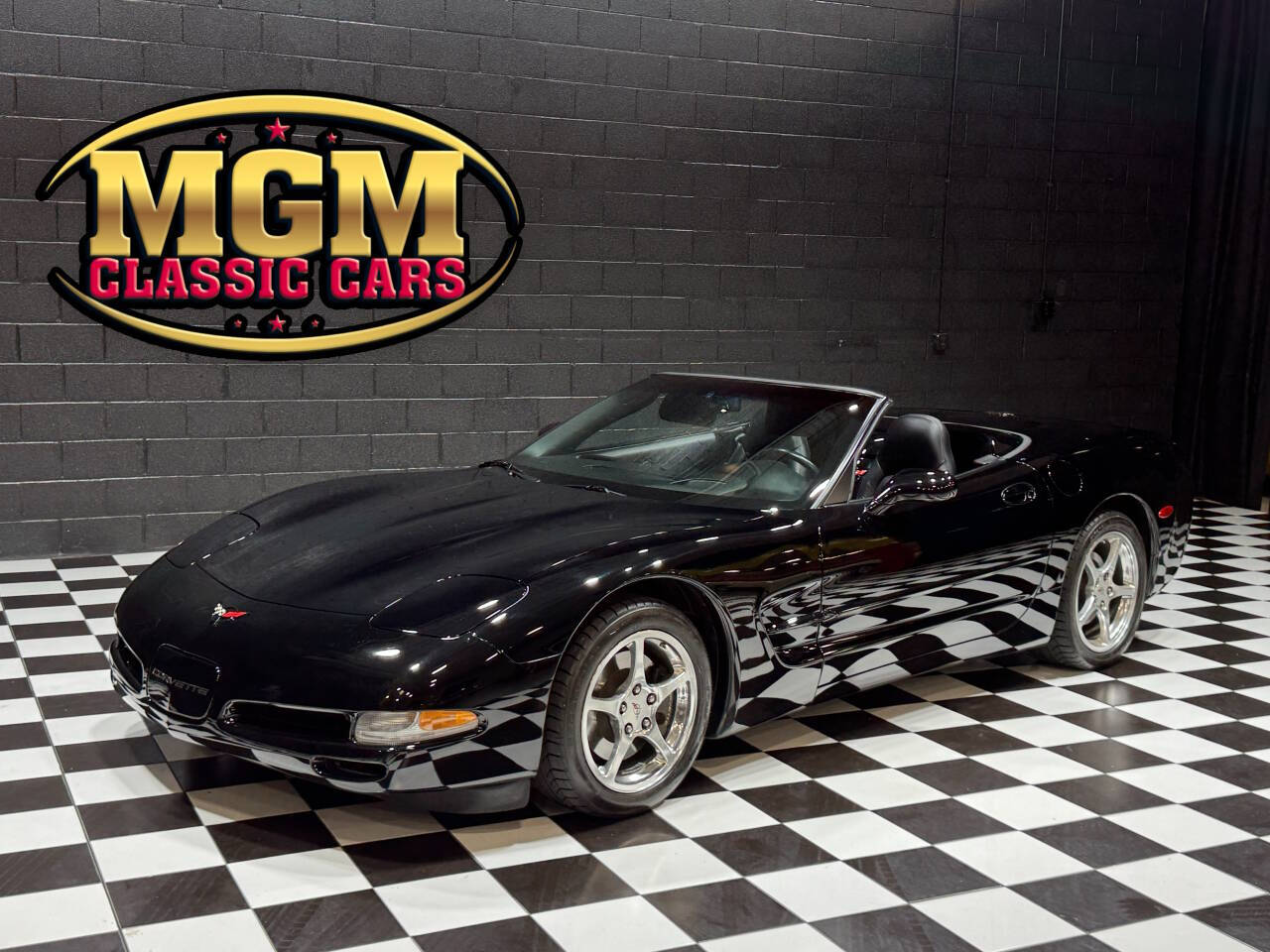 2004 Chevrolet Corvette 1