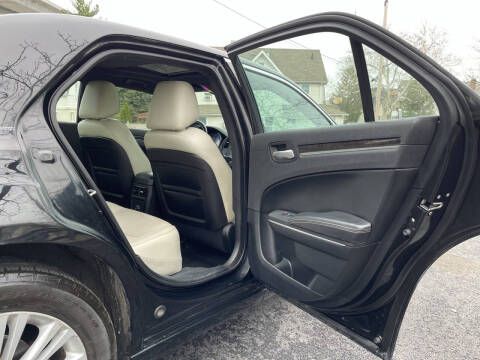 2014 Chrysler 300