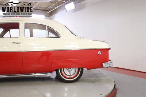 1949 Ford Custom Deluxe