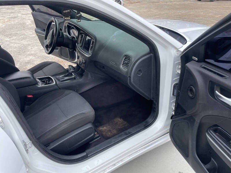 2017 Dodge Charger SXT