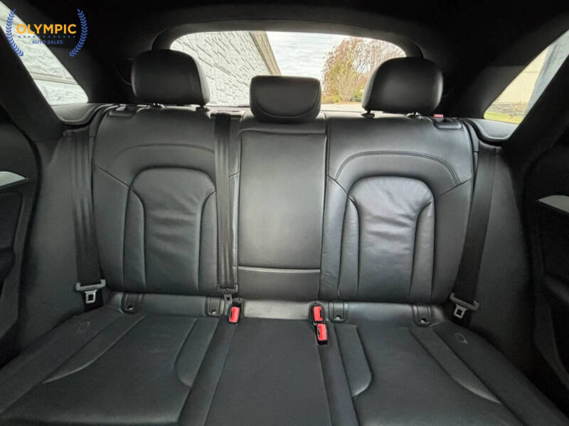 2015 Audi Q3 2.0T quattro Prestige