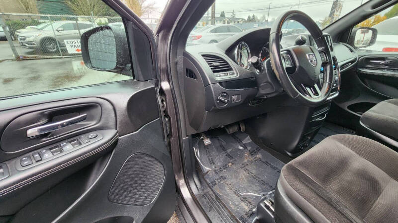 2018 Dodge Grand Caravan SE Plus