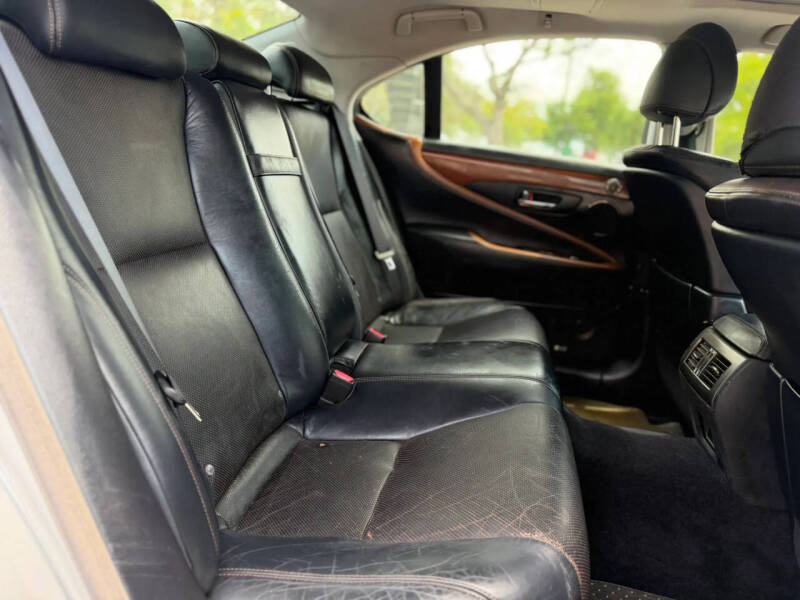2011 Lexus LS 460