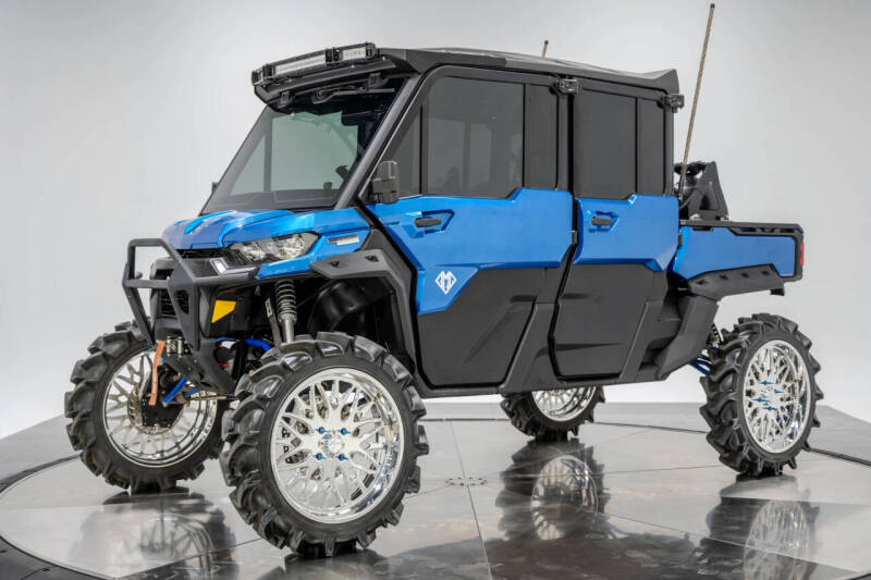 2023 Can-Am Defender MAX Limited HD10