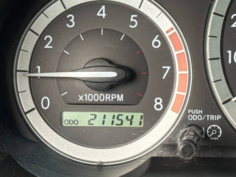 2004 Toyota Sienna LE 7 Passenger