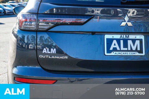 2025 Mitsubishi Outlander SE