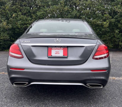 2018 Mercedes-Benz E-Class E 300