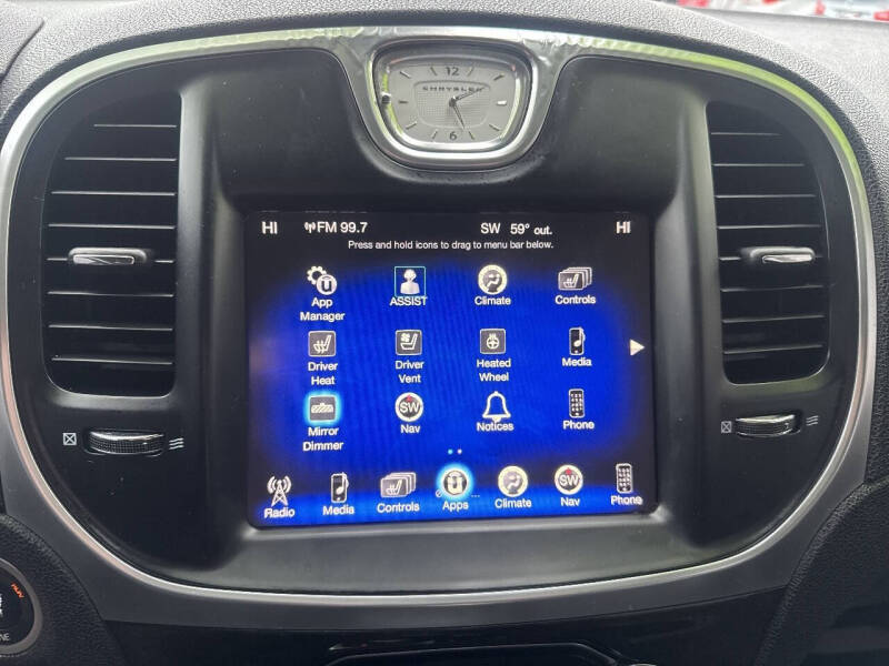 2015 Chrysler 300 C