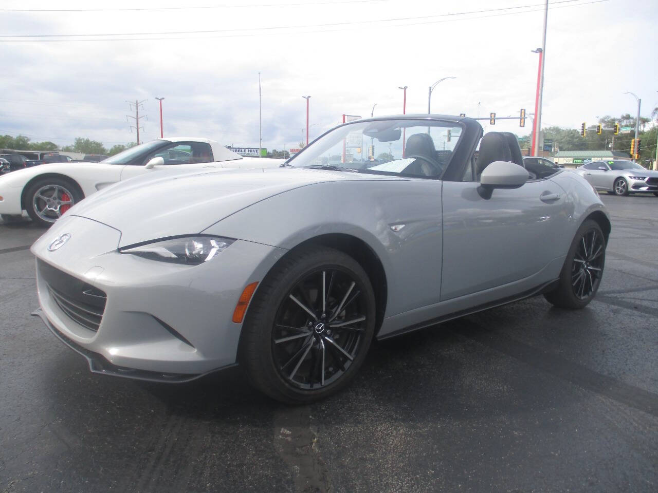 2024 Mazda MX-5 Miata Grand Touring 2dr Convertible 6A's photo