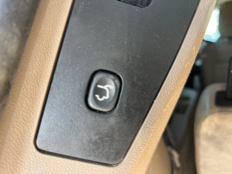 2015 Chrysler Town and Country Touring-L