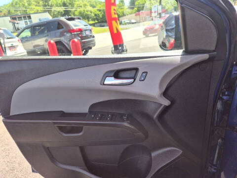 2014 Chevrolet Sonic LT Auto