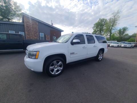 2013 Chevrolet Suburban for sale at CHILI MOTORS in Mayfield KY