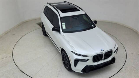 2025 BMW X7 M60i