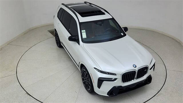 2025 BMW X7 M60i