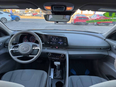 2021 Hyundai Elantra SEL