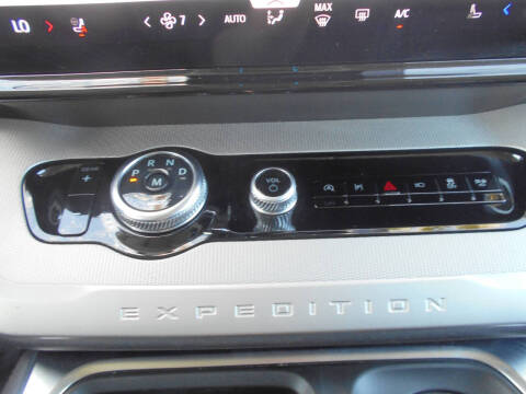 2025 Ford Expedition Active