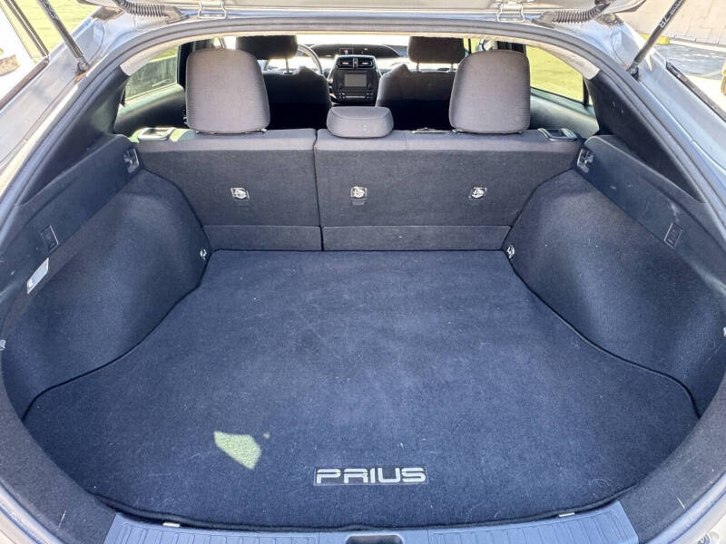 2016 Toyota Prius Two