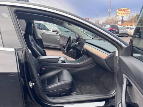 2019 Tesla Model 3 Standard Range Plus