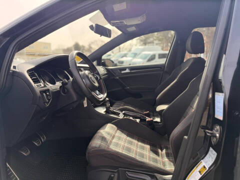2016 Volkswagen Golf GTI Autobahn