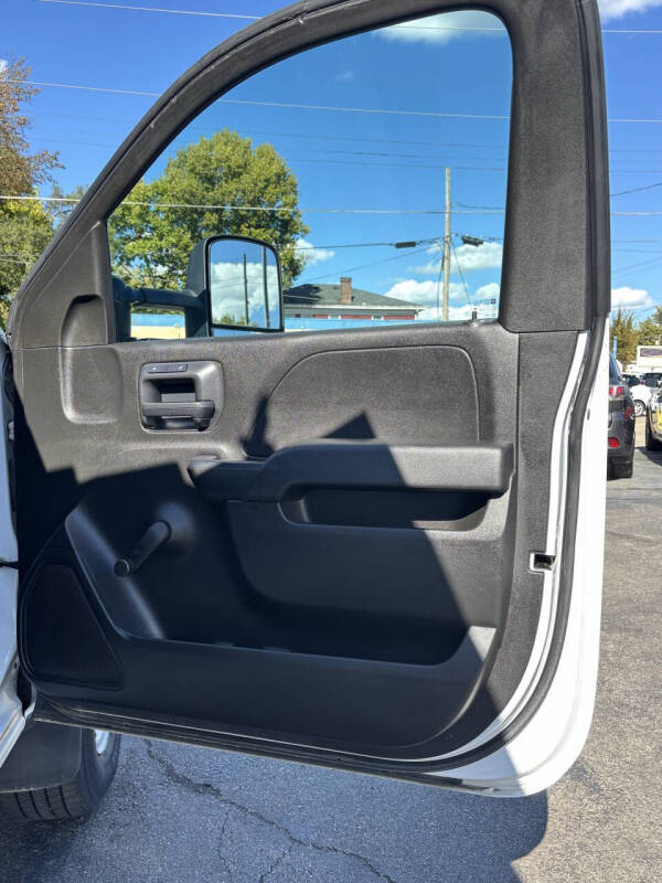 2015 Chevrolet Silverado 3500HD CC Work Truck