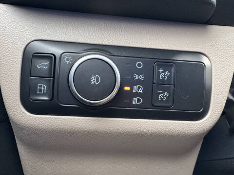 2022 Ford Escape Hybrid SEL