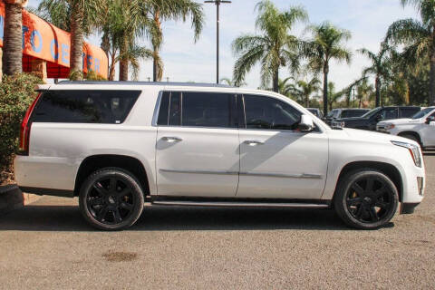 2020 Cadillac Escalade ESV Luxury