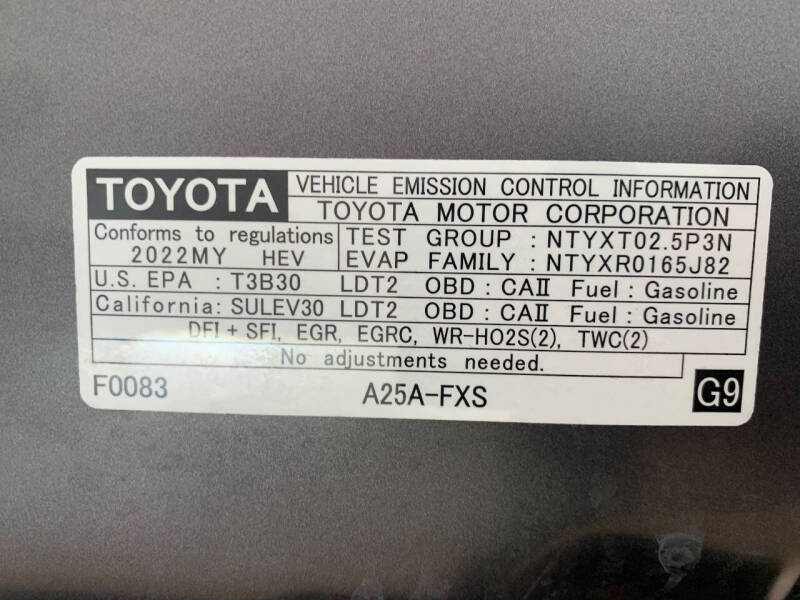 2022 Toyota RAV4 Hybrid XLE