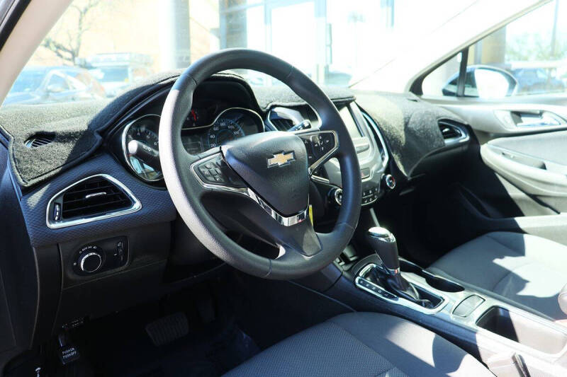 2018 Chevrolet Cruze LT Auto