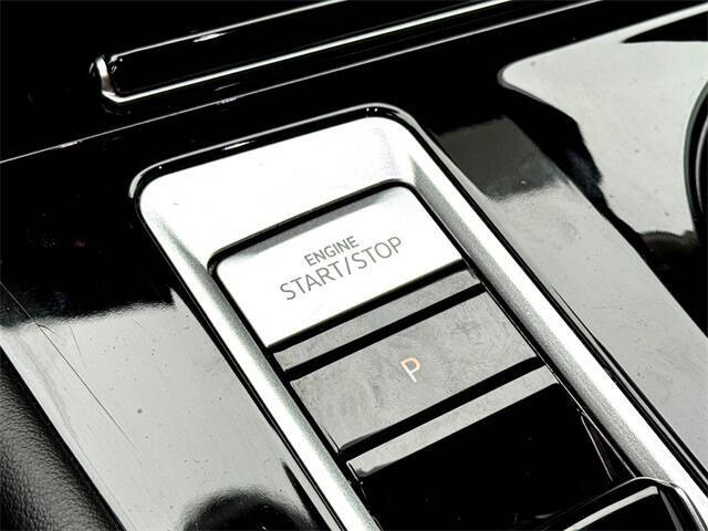 2024 Volkswagen Atlas SE