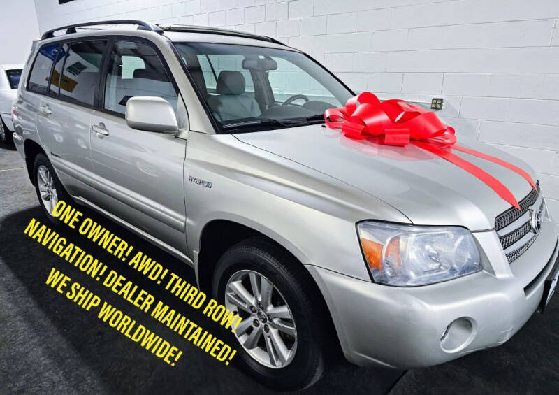 2006 Toyota Highlander Hybrid for sale at Boutique Motors Inc in Lake In The Hills IL