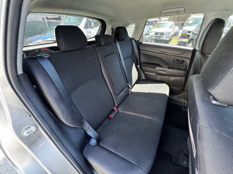 2015 Mitsubishi Outlander Sport ES