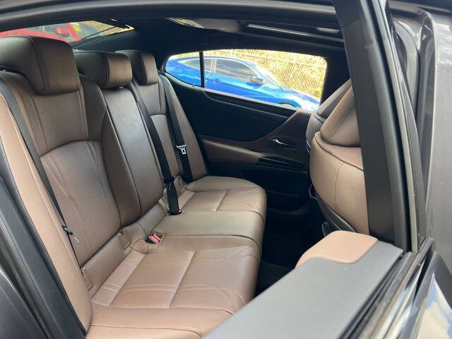 2024 Lexus ES 350 Luxury