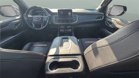 2023 GMC Yukon XL AT4