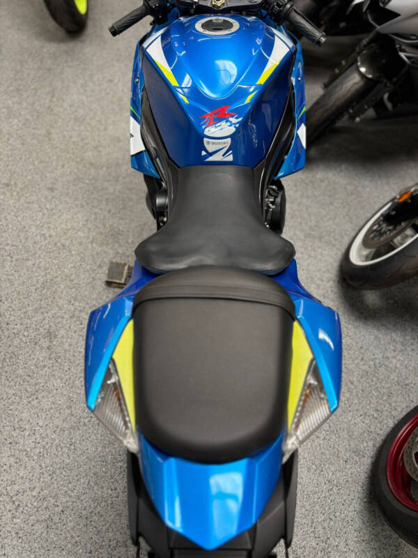 2015 Suzuki GSX-R1000