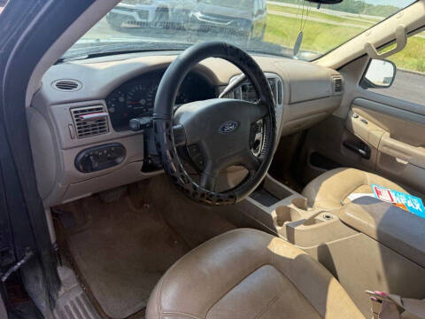 2003 Ford Explorer XLT