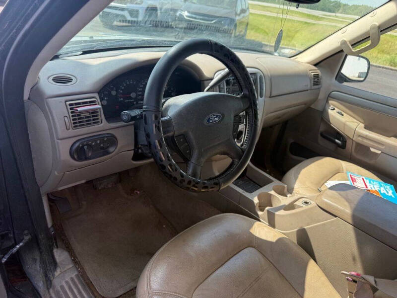 2003 Ford Explorer XLT