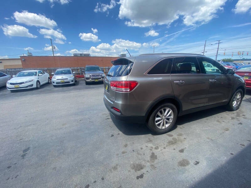 2017 Kia Sorento LX V6