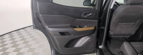 2017 GMC Acadia SLE-2