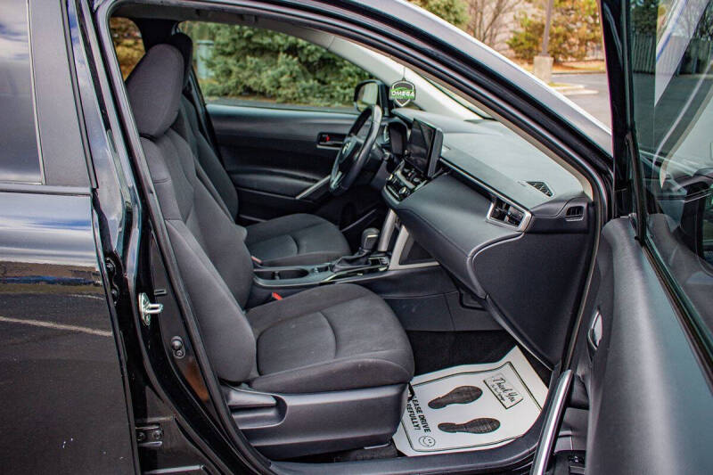 2023 Toyota Corolla Cross LE